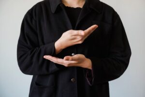 How to Do the Sign Language for Clapping: An ASL Guide